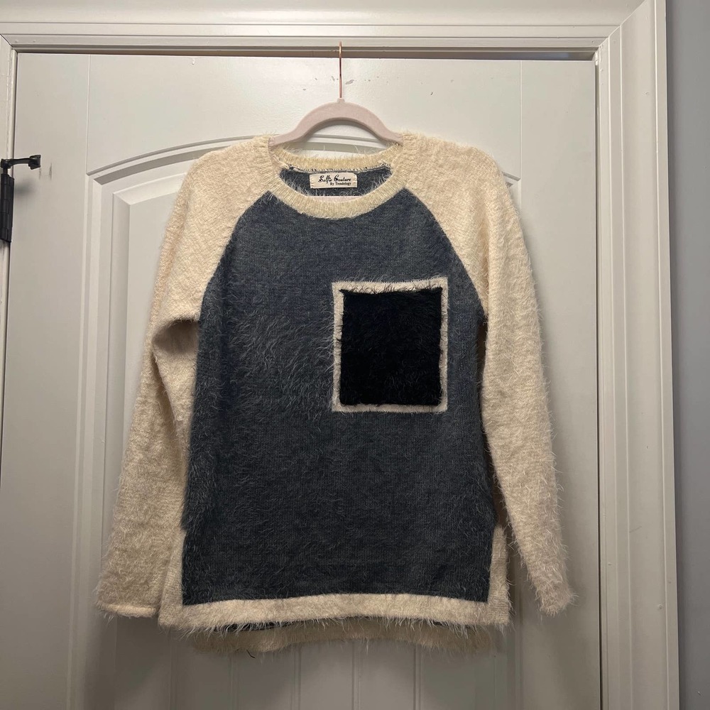 Selfie Couture By Trendology Women's Soft‎ Pullover Sweater Size XS/S Gray Beige